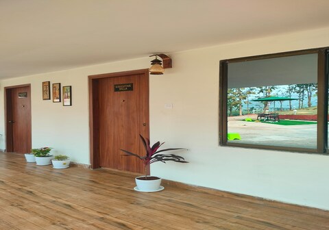 Hiyas Hotel and Resort