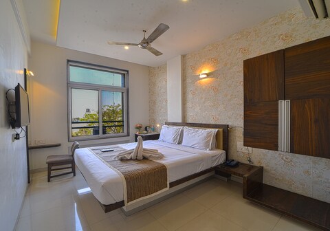 Hotel Sri Sri Executive