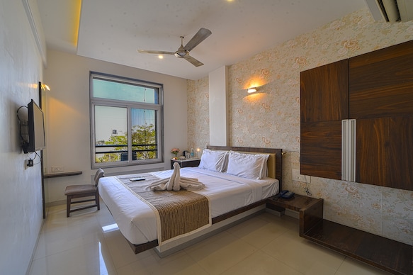Hotel Sri Sri Executive