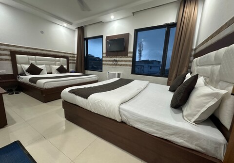 Hotel Katra Heritage