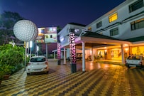 Golf View Hotel and Suites, Cochin Golf View Hotel and Suites, Cochin