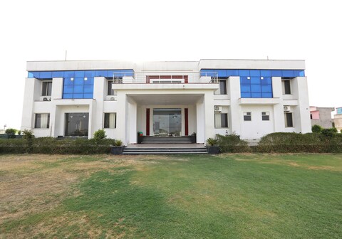 Hotel O Diamond Resort