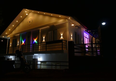 HILL BREEZE HOMESTAY