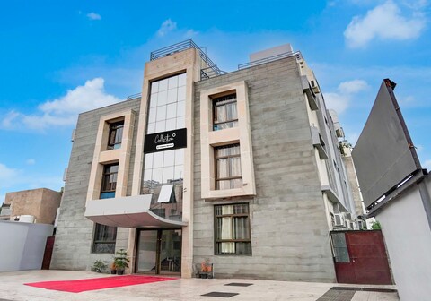 Collection O Krishna Nagar SMS Stadium Formerly Hotel Casa