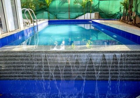 Derive Hotel By Amor