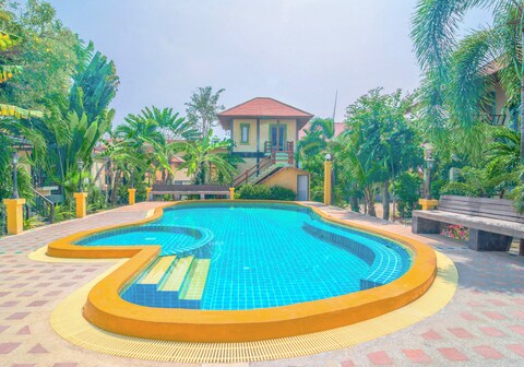 OYO 630 Baanbali Beach Resort