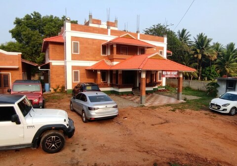 Red Fort Resort