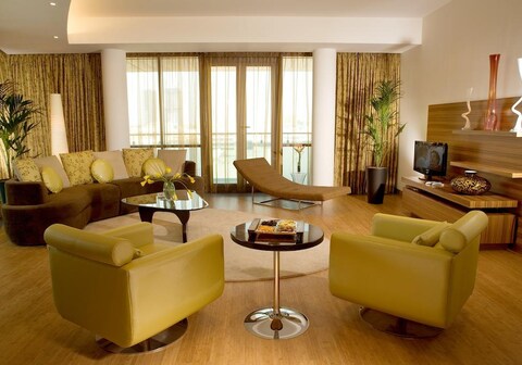 Burjuman Arjaan by Rotana