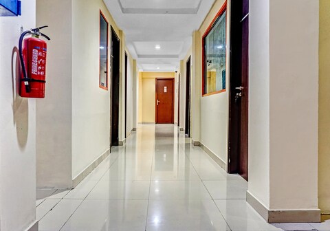 Hotel O Point Hostel