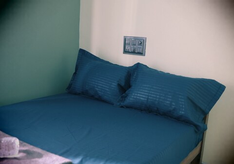 Saanvi by Mohanam Comfort