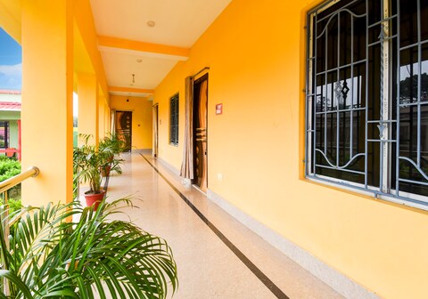 Hotel O Astha Homestay