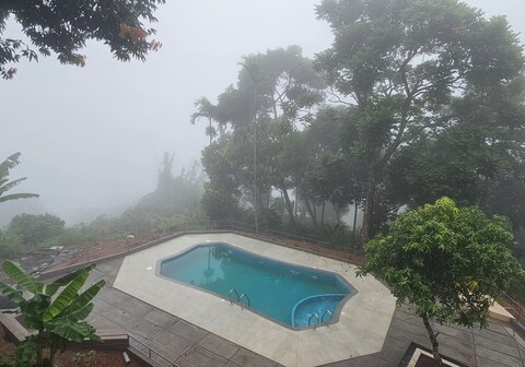 Sunvalley Munnar Budget Stays with Pool