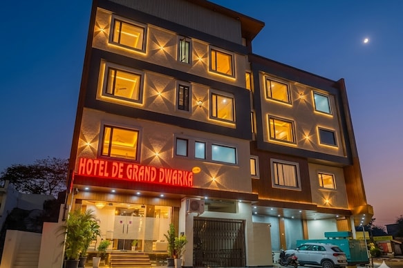 Hotel De Grand Dwarka- Near Jaipur Airport