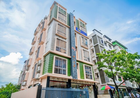 FabHotel The Lily - Nr. Bisarjan Ghat