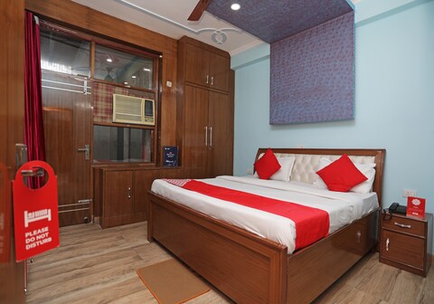 Hotel O The Royal Plaza