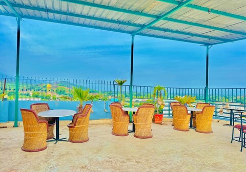 Hotel SSR Palace Mount Abu