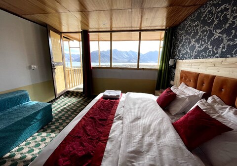 Pangong Ecstasy Huts - Mann Village