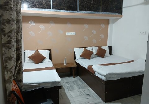 Kashvi Guest House