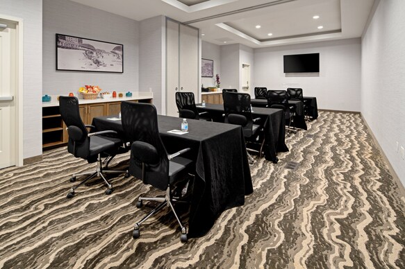 Staybridge Suites LONG BEACH AIRPORT, an IHG hotel