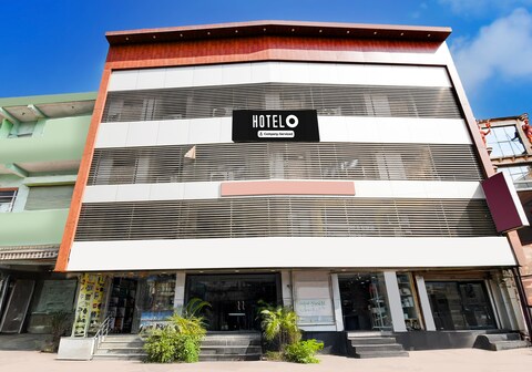 Hotel O Raipur Railway Station Formerly Hotel Okasu