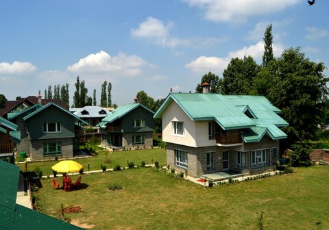 StayApart Harwan Heights