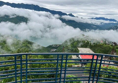 Avril Homestay (A lovely mountain homestay )