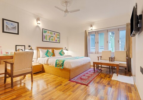 Treebo Vitasta Villa, Srinagar