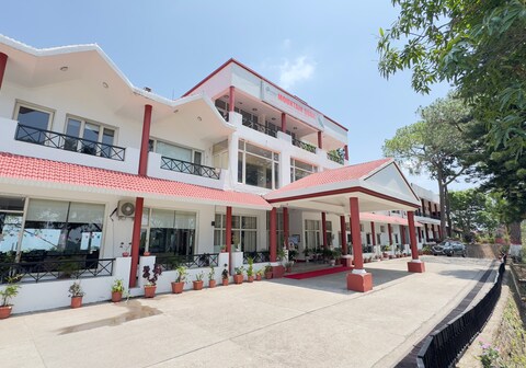 Mountain Quail Tourist Resort