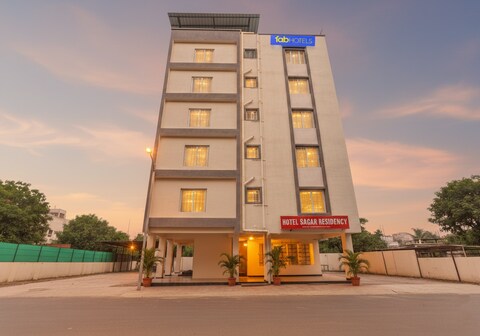 FabHotel Seven Elite