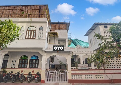 Collection O Hotel Girnar Villa