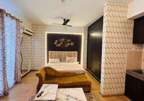 Hyatt Dlf stays