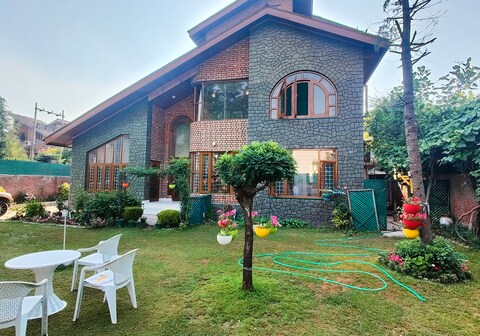 Snowy Bliss Srinagar