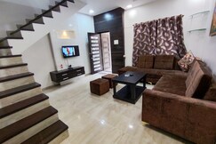 Staeg Villa in the Centre of the City 2BHK, Indore Staeg Villa in the Centre of the City 2BHK, Indore