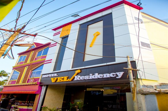 Hotel Vel Residency