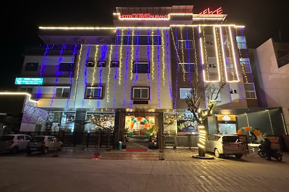 HOTEL RAJ PALACE