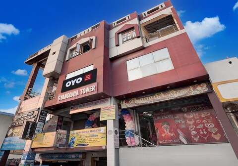 Hotel O Unique Stay Inn