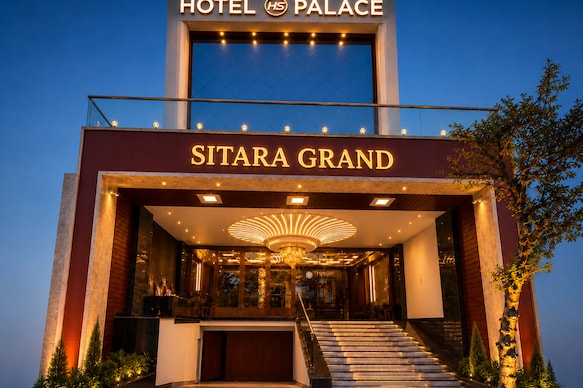 Sitara Grand HS Palace- 1.2 km from Har ki Pauri with Free Parking