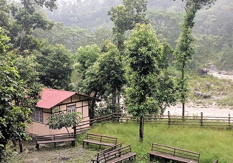 Mozaulay River Retreat