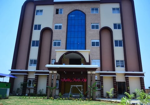 KARYON RESORTS