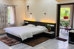 Daisy Room | Studio Apartment, Nagpur Daisy Room | Studio Apartment, Nagpur