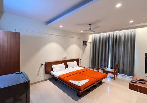 Hotel Sumanchandra Suites