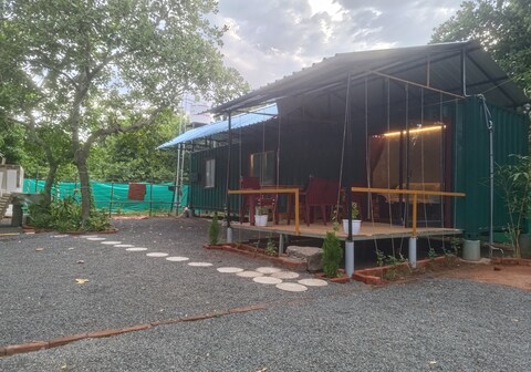 Peaceful Abode (Container Homestay)