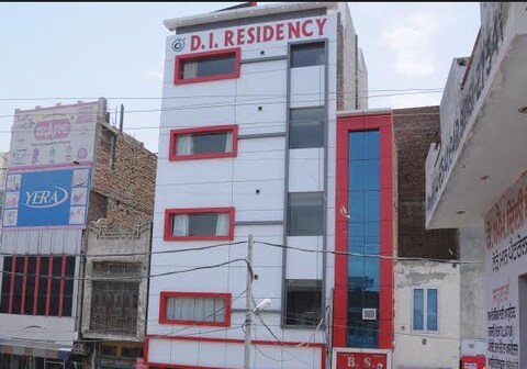D I Residency