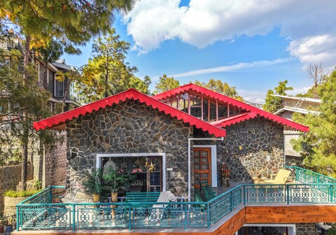 ELIVAAS Aaram Bagh 4 BHK Escape Amid Pine Forest & Valley View