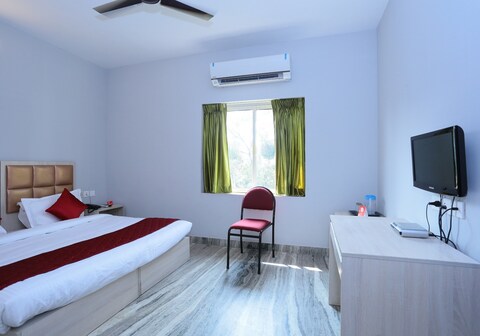 Super Townhouse Prince Palace