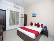 OYO 8996 Hotel Pioneer, Pune OYO 8996 Hotel Pioneer, Pune