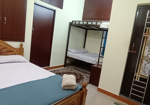 Sri Vasishta HomeStay, Theni