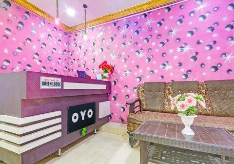 Hotel O Green Hostel & Lodge