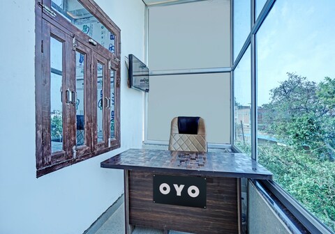 Hotel O Girish grand hotel