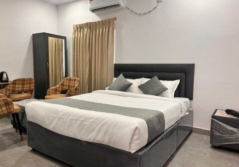 Townhouse Financial District Circle Hyderabad